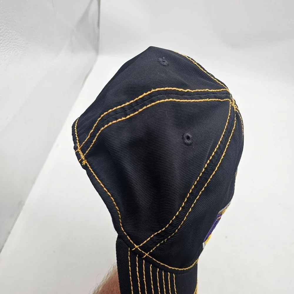 Los Angeles Lakers Hat Cap Fitted Mens XL Black Gold NBA Basketball Adidas